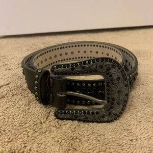 Nocona Western Belt black with rhinestones. Size M